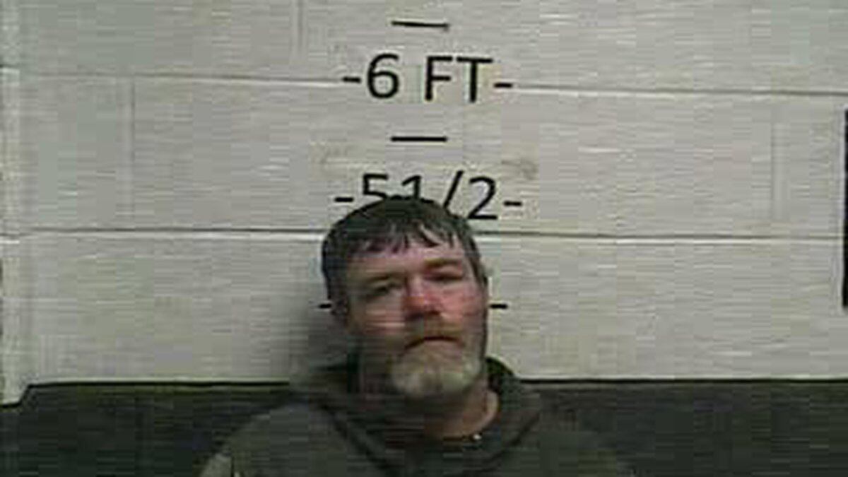 Whitley County man arrested, charged with multiple charges