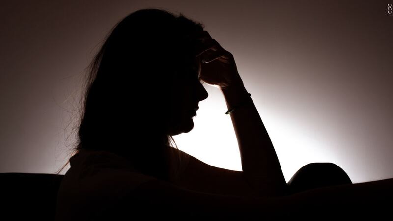 An influential health guidelines group says U.S. doctors should regularly screen adults for...