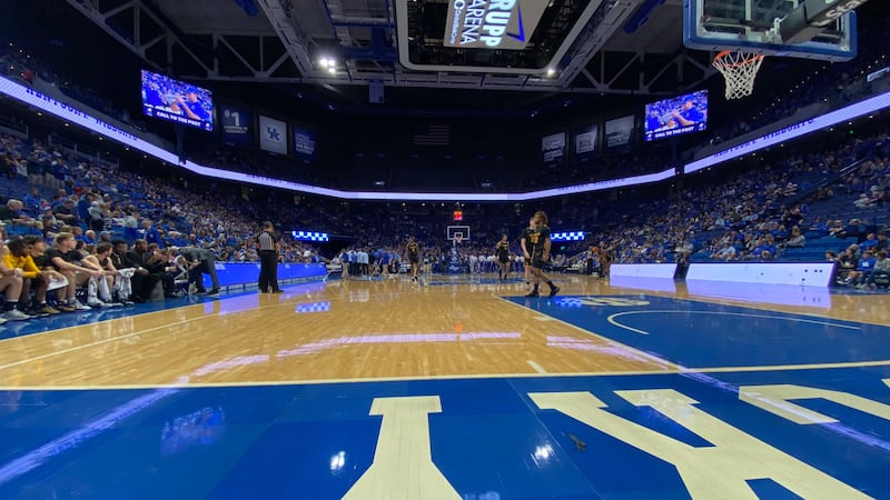 Kentucky hosts first exhibition against Missouri Western State